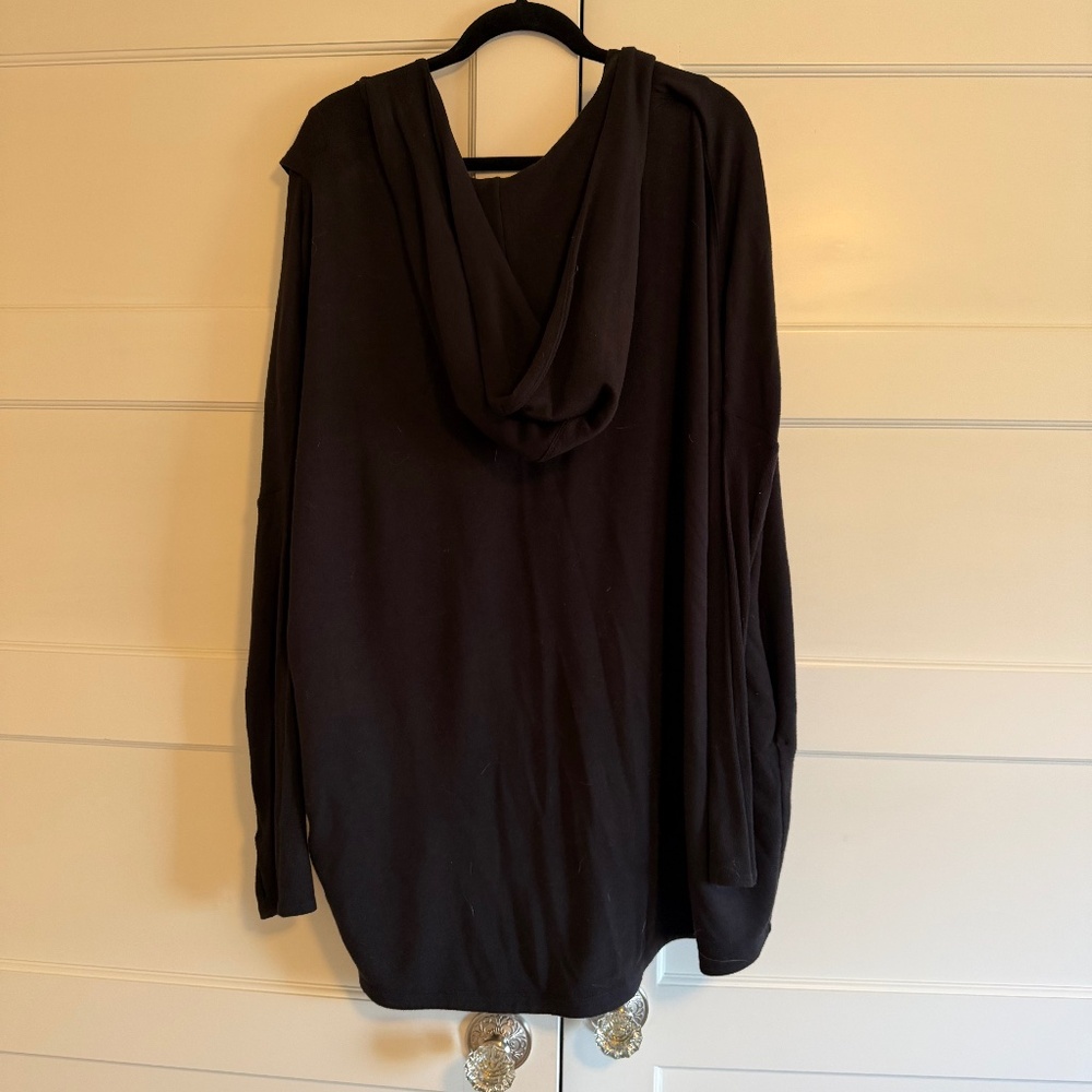 Athleta Hoodie Tunic: Large